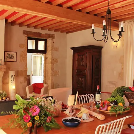 Domaine Du Chateau De Beaulieu, Gers Hébergement de vacances *