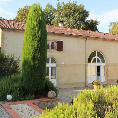 Domaine Du Chateau De Beaulieu, Gers Hébergement de vacances *